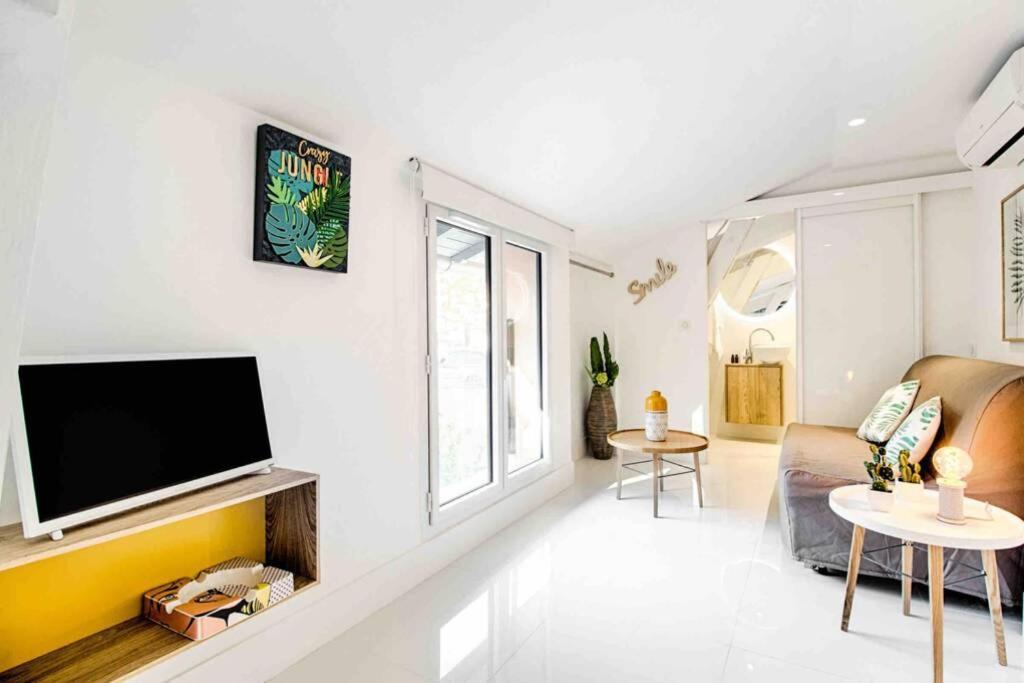 Апартаменти New Design Studio Walking To The Beach And Shops Вільфранш-сюр-Мер Екстер'єр фото